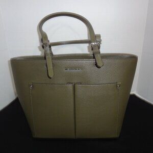 NWT-Michael Kors Jet Set Travel Zipper Medium Tote In Olive Green